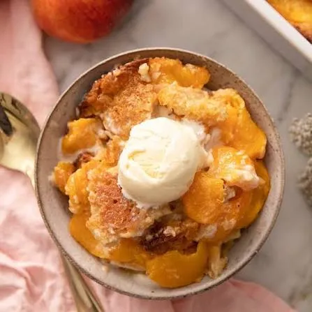 Perfect Peach Cobbler Recipe (Easy, 60 Min) 5 peach cobbler with icecream topping